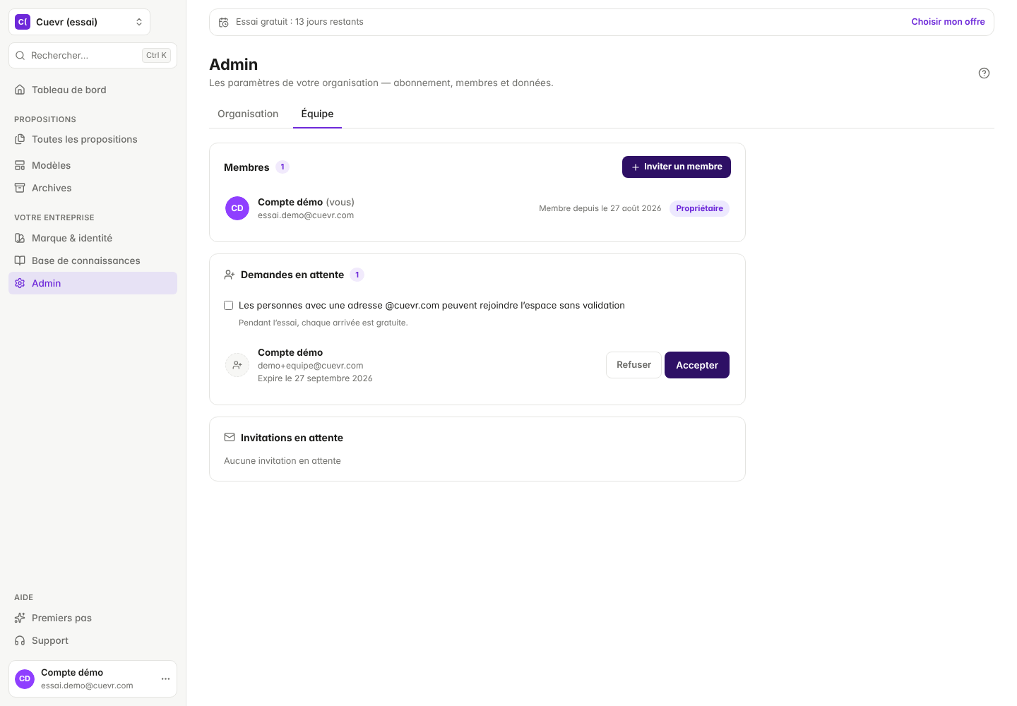 Admin, Team tab: pending requests, with Accept, Refuse and the open-join checkbox.